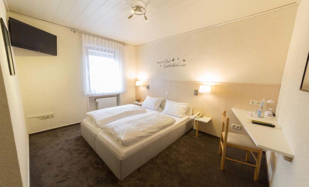 Hotel Thielmann Mittenaar Экстерьер фото